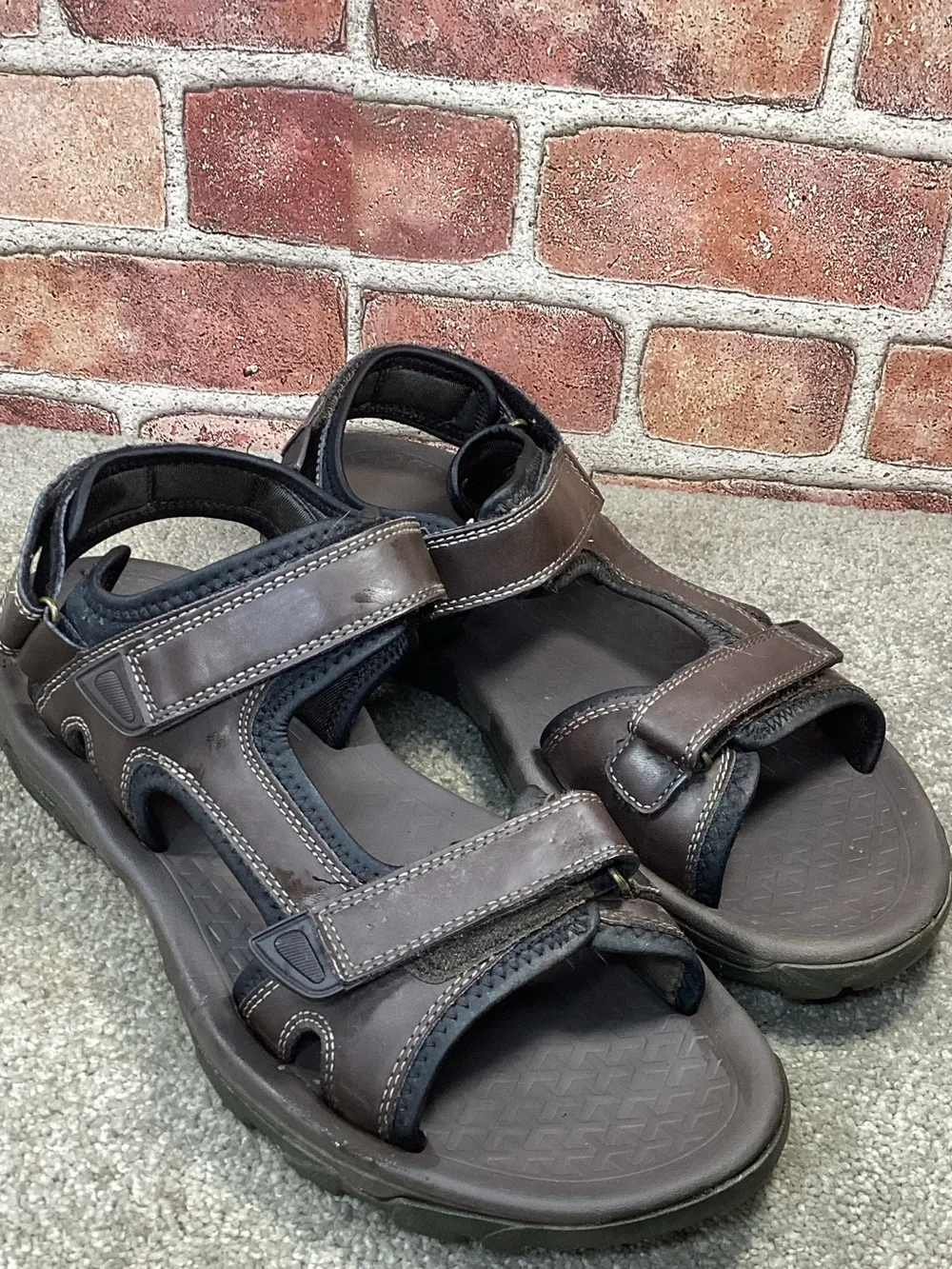 Eddie Bauer Holman men’s brown outdoor sport sandals size 12